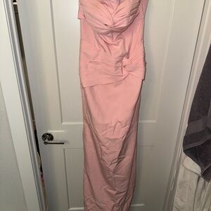 Elegant Pink Maxi Dress
